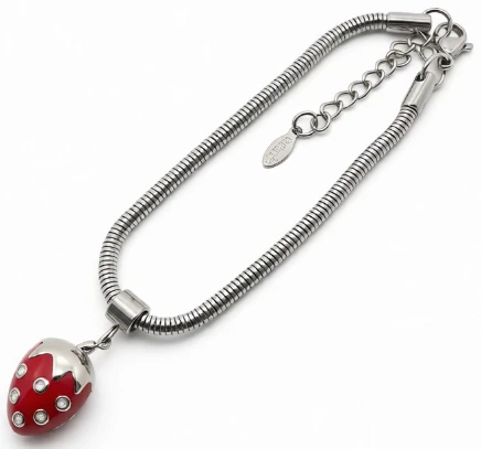 Pulsera de acero quirurgico con dije frutilla 18cm + 4cm